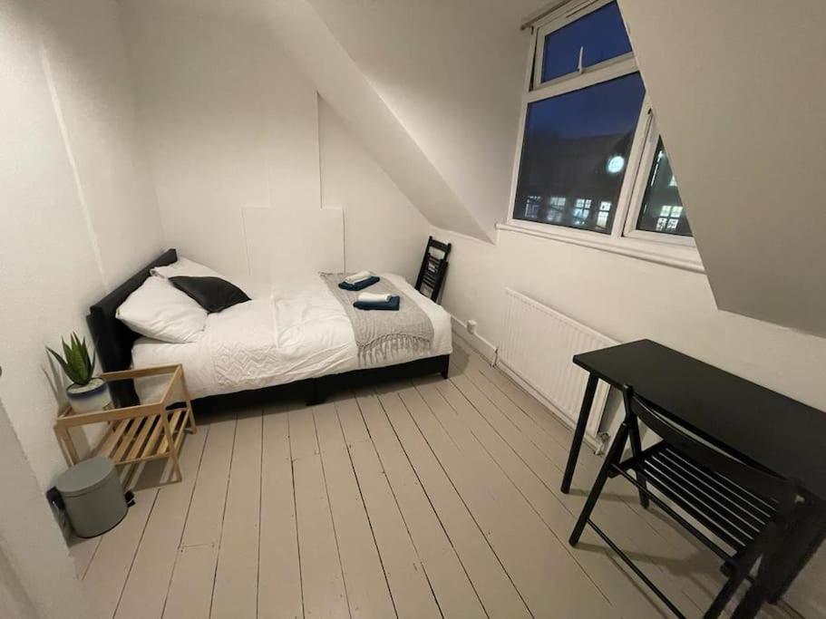 Spacious 2 Bedroom On Tower Bridge 伦敦 外观 照片